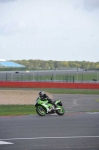 Motorcycle-action-photographs;Silverstone-circuit;Silverstone-photographs;Trackday-digital-images;event-digital-images;eventdigitalimages;no-limits-trackday;peter-wileman-photography;rockingham-towcester-northamptonshire;trackday;trackday-photos