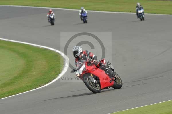 Motorcycle action photographs;Silverstone circuit;Silverstone photographs;Trackday digital images;event digital images;eventdigitalimages;no limits trackday;peter wileman photography;rockingham towcester northamptonshire;trackday;trackday photos