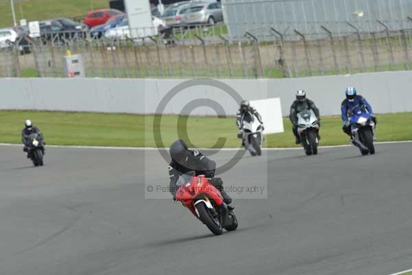 Motorcycle action photographs;Silverstone circuit;Silverstone photographs;Trackday digital images;event digital images;eventdigitalimages;no limits trackday;peter wileman photography;rockingham towcester northamptonshire;trackday;trackday photos