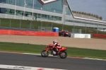 Motorcycle-action-photographs;Silverstone-circuit;Silverstone-photographs;Trackday-digital-images;event-digital-images;eventdigitalimages;no-limits-trackday;peter-wileman-photography;rockingham-towcester-northamptonshire;trackday;trackday-photos