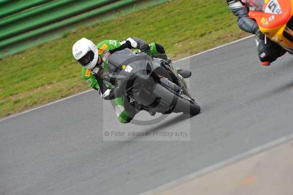 Mallory park Leicestershire;Mallory park photographs;Motorcycle action photographs;Trackday digital images;event digital images;eventdigitalimages;mallory park;no limits trackday;peter wileman photography;trackday;trackday photos