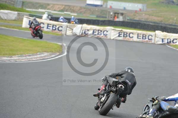 Mallory park Leicestershire;Mallory park photographs;Motorcycle action photographs;Trackday digital images;event digital images;eventdigitalimages;mallory park;no limits trackday;peter wileman photography;trackday;trackday photos