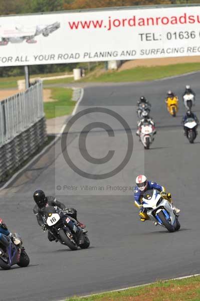 Mallory park Leicestershire;Mallory park photographs;Motorcycle action photographs;Trackday digital images;event digital images;eventdigitalimages;mallory park;no limits trackday;peter wileman photography;trackday;trackday photos