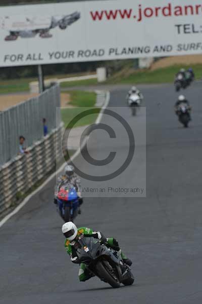 Mallory park Leicestershire;Mallory park photographs;Motorcycle action photographs;Trackday digital images;event digital images;eventdigitalimages;mallory park;no limits trackday;peter wileman photography;trackday;trackday photos