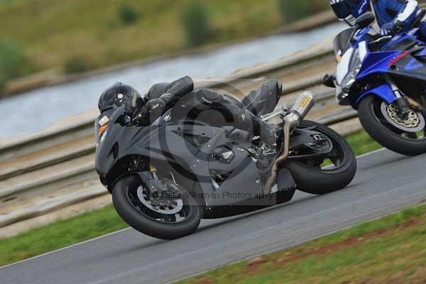 Mallory park Leicestershire;Mallory park photographs;Motorcycle action photographs;Trackday digital images;event digital images;eventdigitalimages;mallory park;no limits trackday;peter wileman photography;trackday;trackday photos