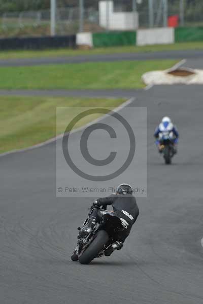 Mallory park Leicestershire;Mallory park photographs;Motorcycle action photographs;Trackday digital images;event digital images;eventdigitalimages;mallory park;no limits trackday;peter wileman photography;trackday;trackday photos