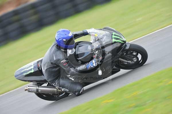 Mallory park Leicestershire;Mallory park photographs;Motorcycle action photographs;Trackday digital images;event digital images;eventdigitalimages;mallory park;no limits trackday;peter wileman photography;trackday;trackday photos