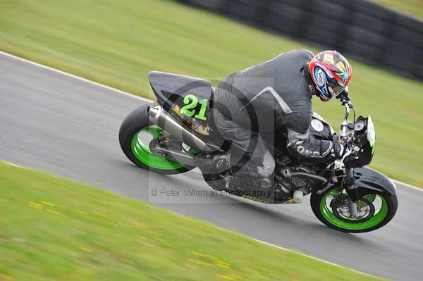 Mallory park Leicestershire;Mallory park photographs;Motorcycle action photographs;Trackday digital images;event digital images;eventdigitalimages;mallory park;no limits trackday;peter wileman photography;trackday;trackday photos