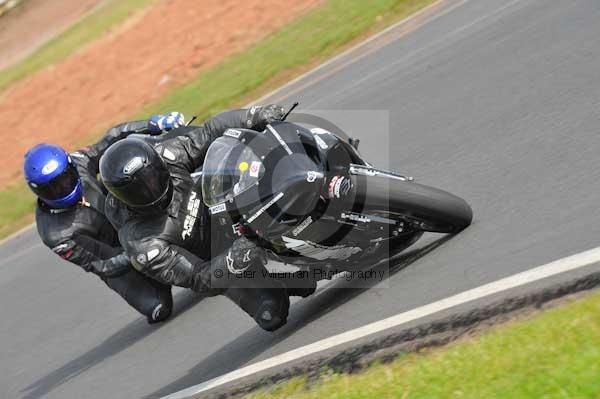 Mallory park Leicestershire;Mallory park photographs;Motorcycle action photographs;Trackday digital images;event digital images;eventdigitalimages;mallory park;no limits trackday;peter wileman photography;trackday;trackday photos