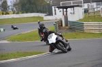 Mallory-park-Leicestershire;Mallory-park-photographs;Motorcycle-action-photographs;Trackday-digital-images;event-digital-images;eventdigitalimages;mallory-park;no-limits-trackday;peter-wileman-photography;trackday;trackday-photos