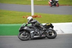 Mallory-park-Leicestershire;Mallory-park-photographs;Motorcycle-action-photographs;Trackday-digital-images;event-digital-images;eventdigitalimages;mallory-park;no-limits-trackday;peter-wileman-photography;trackday;trackday-photos