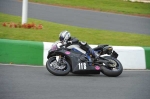 Mallory-park-Leicestershire;Mallory-park-photographs;Motorcycle-action-photographs;Trackday-digital-images;event-digital-images;eventdigitalimages;mallory-park;no-limits-trackday;peter-wileman-photography;trackday;trackday-photos