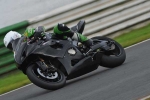 Mallory-park-Leicestershire;Mallory-park-photographs;Motorcycle-action-photographs;Trackday-digital-images;event-digital-images;eventdigitalimages;mallory-park;no-limits-trackday;peter-wileman-photography;trackday;trackday-photos