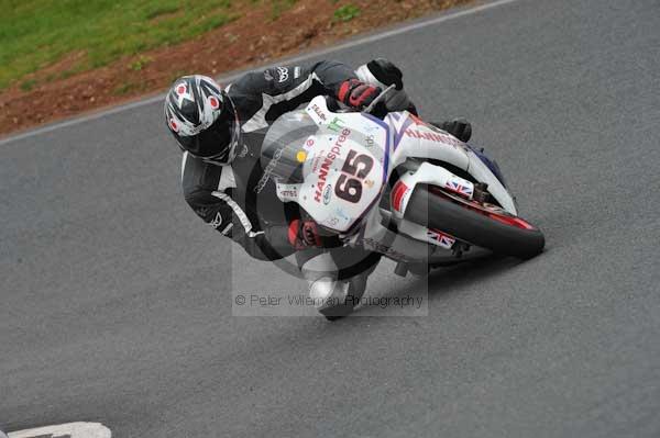 Mallory park Leicestershire;Mallory park photographs;Motorcycle action photographs;Trackday digital images;event digital images;eventdigitalimages;mallory park;no limits trackday;peter wileman photography;trackday;trackday photos