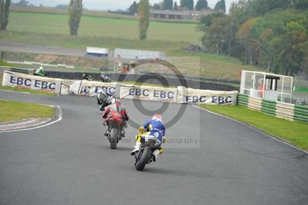 Mallory park Leicestershire;Mallory park photographs;Motorcycle action photographs;Trackday digital images;event digital images;eventdigitalimages;mallory park;no limits trackday;peter wileman photography;trackday;trackday photos