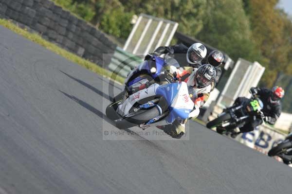 Mallory park Leicestershire;Mallory park photographs;Motorcycle action photographs;Trackday digital images;event digital images;eventdigitalimages;mallory park;no limits trackday;peter wileman photography;trackday;trackday photos