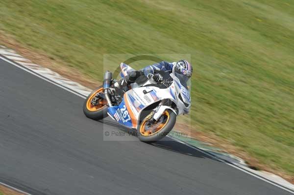 Mallory park Leicestershire;Mallory park photographs;Motorcycle action photographs;Trackday digital images;event digital images;eventdigitalimages;mallory park;no limits trackday;peter wileman photography;trackday;trackday photos