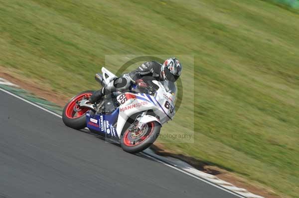 Mallory park Leicestershire;Mallory park photographs;Motorcycle action photographs;Trackday digital images;event digital images;eventdigitalimages;mallory park;no limits trackday;peter wileman photography;trackday;trackday photos