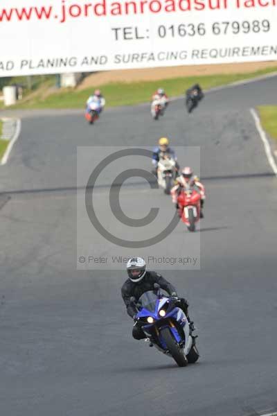 Mallory park Leicestershire;Mallory park photographs;Motorcycle action photographs;Trackday digital images;event digital images;eventdigitalimages;mallory park;no limits trackday;peter wileman photography;trackday;trackday photos