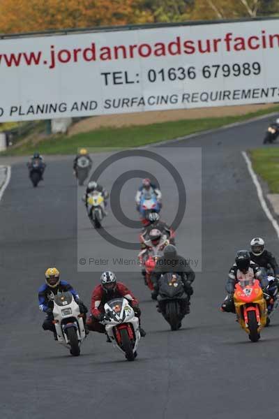 Mallory park Leicestershire;Mallory park photographs;Motorcycle action photographs;Trackday digital images;event digital images;eventdigitalimages;mallory park;no limits trackday;peter wileman photography;trackday;trackday photos