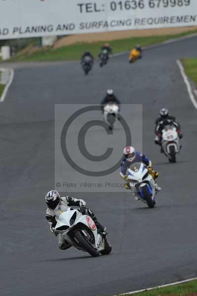 Mallory park Leicestershire;Mallory park photographs;Motorcycle action photographs;Trackday digital images;event digital images;eventdigitalimages;mallory park;no limits trackday;peter wileman photography;trackday;trackday photos