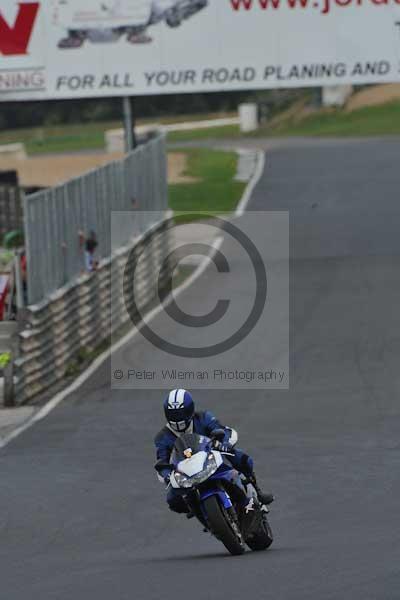 Mallory park Leicestershire;Mallory park photographs;Motorcycle action photographs;Trackday digital images;event digital images;eventdigitalimages;mallory park;no limits trackday;peter wileman photography;trackday;trackday photos