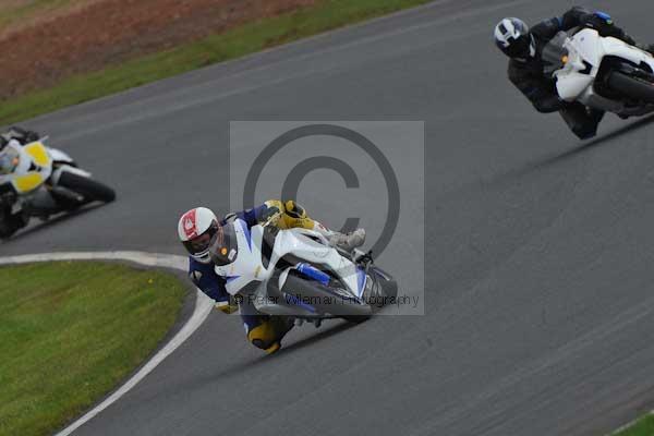 Mallory park Leicestershire;Mallory park photographs;Motorcycle action photographs;Trackday digital images;event digital images;eventdigitalimages;mallory park;no limits trackday;peter wileman photography;trackday;trackday photos