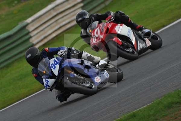 Mallory park Leicestershire;Mallory park photographs;Motorcycle action photographs;Trackday digital images;event digital images;eventdigitalimages;mallory park;no limits trackday;peter wileman photography;trackday;trackday photos