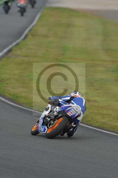 Mallory park Leicestershire;Mallory park photographs;Motorcycle action photographs;Trackday digital images;event digital images;eventdigitalimages;mallory park;no limits trackday;peter wileman photography;trackday;trackday photos