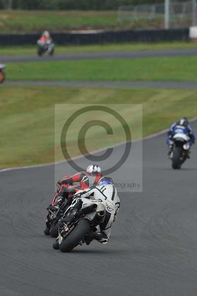 Mallory park Leicestershire;Mallory park photographs;Motorcycle action photographs;Trackday digital images;event digital images;eventdigitalimages;mallory park;no limits trackday;peter wileman photography;trackday;trackday photos