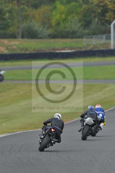 Mallory park Leicestershire;Mallory park photographs;Motorcycle action photographs;Trackday digital images;event digital images;eventdigitalimages;mallory park;no limits trackday;peter wileman photography;trackday;trackday photos