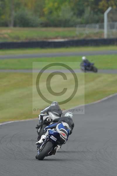 Mallory park Leicestershire;Mallory park photographs;Motorcycle action photographs;Trackday digital images;event digital images;eventdigitalimages;mallory park;no limits trackday;peter wileman photography;trackday;trackday photos