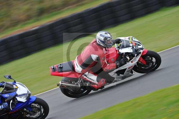 Mallory park Leicestershire;Mallory park photographs;Motorcycle action photographs;Trackday digital images;event digital images;eventdigitalimages;mallory park;no limits trackday;peter wileman photography;trackday;trackday photos