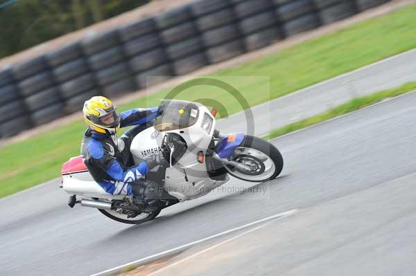 Mallory park Leicestershire;Mallory park photographs;Motorcycle action photographs;Trackday digital images;event digital images;eventdigitalimages;mallory park;no limits trackday;peter wileman photography;trackday;trackday photos