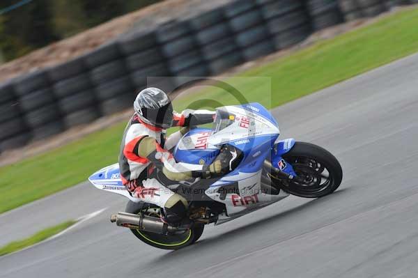 Mallory park Leicestershire;Mallory park photographs;Motorcycle action photographs;Trackday digital images;event digital images;eventdigitalimages;mallory park;no limits trackday;peter wileman photography;trackday;trackday photos