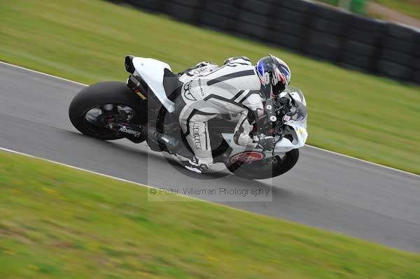 Mallory park Leicestershire;Mallory park photographs;Motorcycle action photographs;Trackday digital images;event digital images;eventdigitalimages;mallory park;no limits trackday;peter wileman photography;trackday;trackday photos