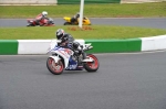 Mallory-park-Leicestershire;Mallory-park-photographs;Motorcycle-action-photographs;Trackday-digital-images;event-digital-images;eventdigitalimages;mallory-park;no-limits-trackday;peter-wileman-photography;trackday;trackday-photos