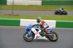 Mallory-park-Leicestershire;Mallory-park-photographs;Motorcycle-action-photographs;Trackday-digital-images;event-digital-images;eventdigitalimages;mallory-park;no-limits-trackday;peter-wileman-photography;trackday;trackday-photos