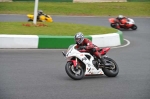 Mallory-park-Leicestershire;Mallory-park-photographs;Motorcycle-action-photographs;Trackday-digital-images;event-digital-images;eventdigitalimages;mallory-park;no-limits-trackday;peter-wileman-photography;trackday;trackday-photos