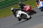 Mallory-park-Leicestershire;Mallory-park-photographs;Motorcycle-action-photographs;Trackday-digital-images;event-digital-images;eventdigitalimages;mallory-park;no-limits-trackday;peter-wileman-photography;trackday;trackday-photos