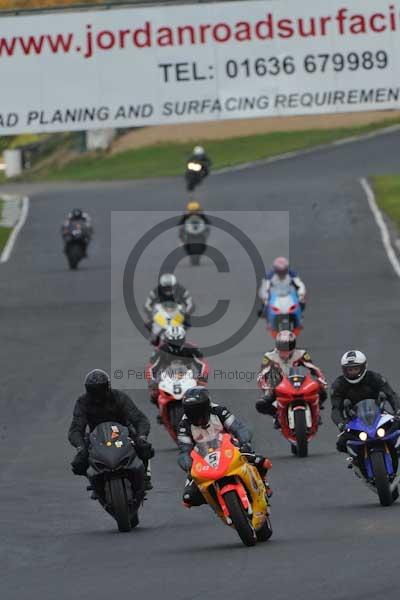 Mallory park Leicestershire;Mallory park photographs;Motorcycle action photographs;Trackday digital images;event digital images;eventdigitalimages;mallory park;no limits trackday;peter wileman photography;trackday;trackday photos