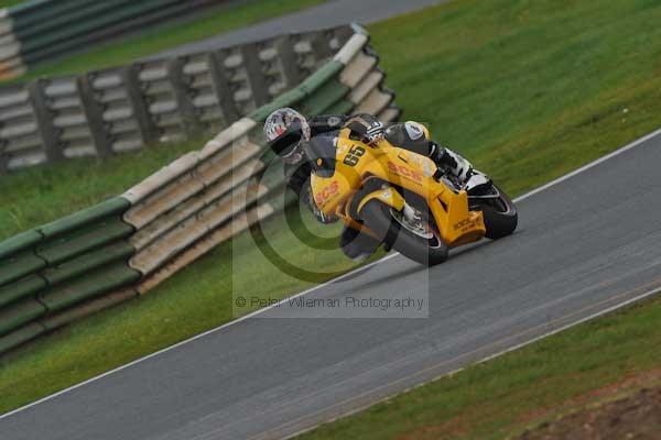 Mallory park Leicestershire;Mallory park photographs;Motorcycle action photographs;Trackday digital images;event digital images;eventdigitalimages;mallory park;no limits trackday;peter wileman photography;trackday;trackday photos