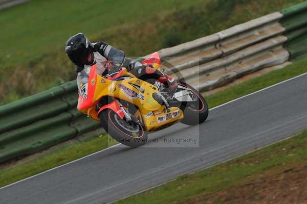 Mallory park Leicestershire;Mallory park photographs;Motorcycle action photographs;Trackday digital images;event digital images;eventdigitalimages;mallory park;no limits trackday;peter wileman photography;trackday;trackday photos