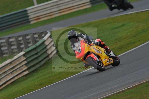 Mallory park Leicestershire;Mallory park photographs;Motorcycle action photographs;Trackday digital images;event digital images;eventdigitalimages;mallory park;no limits trackday;peter wileman photography;trackday;trackday photos