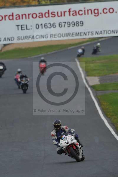 Mallory park Leicestershire;Mallory park photographs;Motorcycle action photographs;Trackday digital images;event digital images;eventdigitalimages;mallory park;no limits trackday;peter wileman photography;trackday;trackday photos