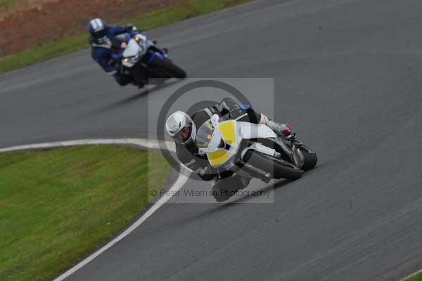 Mallory park Leicestershire;Mallory park photographs;Motorcycle action photographs;Trackday digital images;event digital images;eventdigitalimages;mallory park;no limits trackday;peter wileman photography;trackday;trackday photos