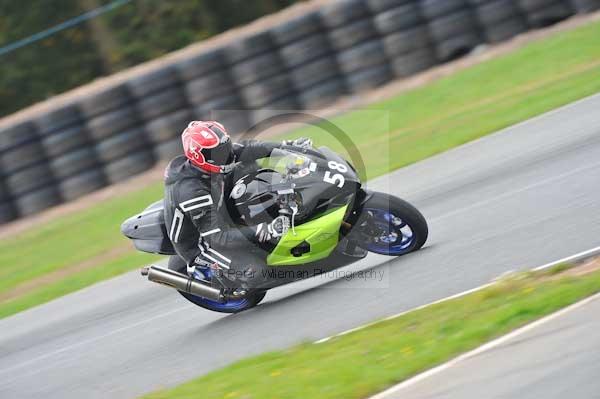 Mallory park Leicestershire;Mallory park photographs;Motorcycle action photographs;Trackday digital images;event digital images;eventdigitalimages;mallory park;no limits trackday;peter wileman photography;trackday;trackday photos