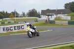 Mallory-park-Leicestershire;Mallory-park-photographs;Motorcycle-action-photographs;Trackday-digital-images;event-digital-images;eventdigitalimages;mallory-park;no-limits-trackday;peter-wileman-photography;trackday;trackday-photos