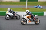 Mallory-park-Leicestershire;Mallory-park-photographs;Motorcycle-action-photographs;Trackday-digital-images;event-digital-images;eventdigitalimages;mallory-park;no-limits-trackday;peter-wileman-photography;trackday;trackday-photos