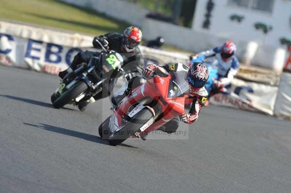 Mallory park Leicestershire;Mallory park photographs;Motorcycle action photographs;Trackday digital images;event digital images;eventdigitalimages;mallory park;no limits trackday;peter wileman photography;trackday;trackday photos